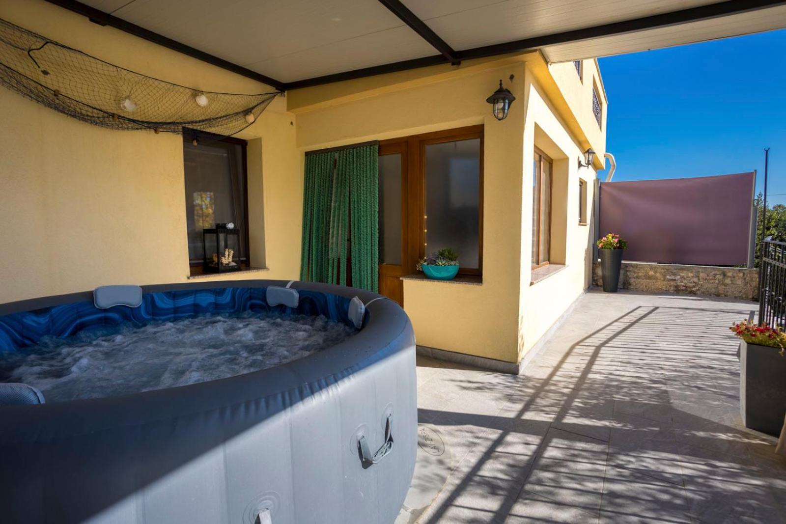 Holiday Home Svjetlana Рисика Екстериор снимка